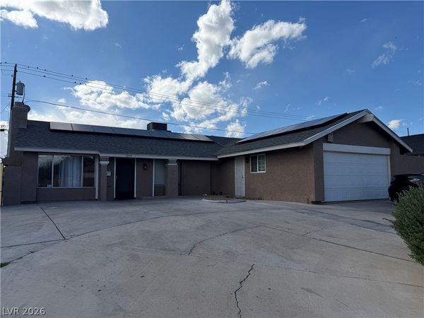 5233 Edna Avenue , Las Vegas, NV 89146