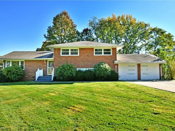 1639 Gypsy Lane , Niles, OH 44446
