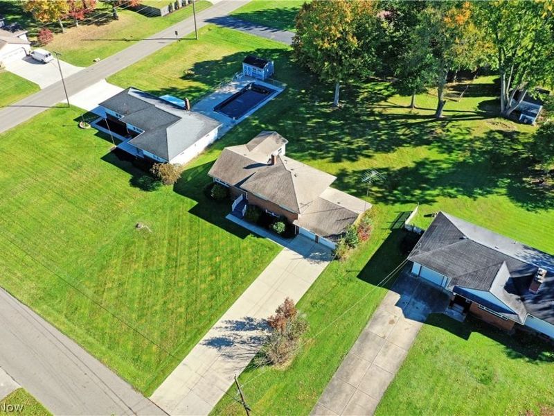 1639 Gypsy Lane, Niles, OH 44446 Photo 7