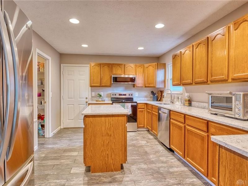1271 Windsong Trail, Fairborn, OH 45324 Photo 8