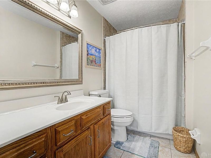 4155 Country Glen Circle, Beavercreek, OH 45432 Photo 46