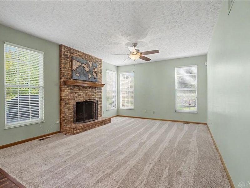 4155 Country Glen Circle, Beavercreek, OH 45432 Photo 9