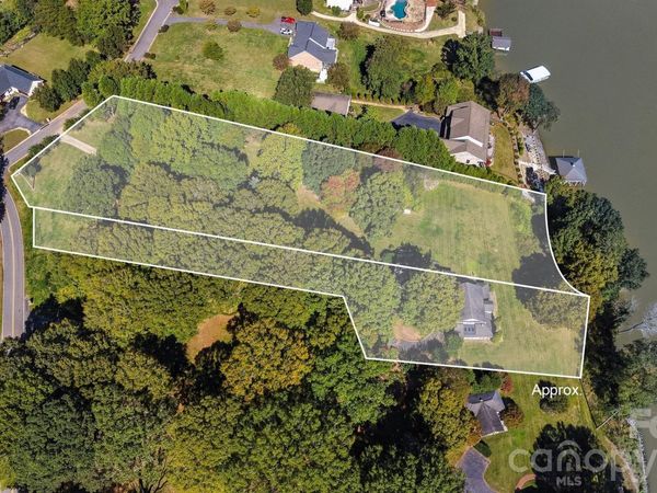 14 Sand Bar Drive , Taylorsville, NC 28681