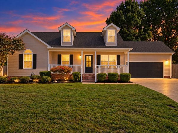 1306 Pearlknob Ct , Murfreesboro, TN 37130