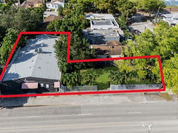 1121 NW 29th St , Miami, FL 33127