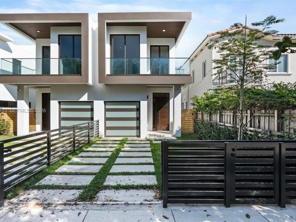 1247 SW 13th Ave , Miami, FL 33135