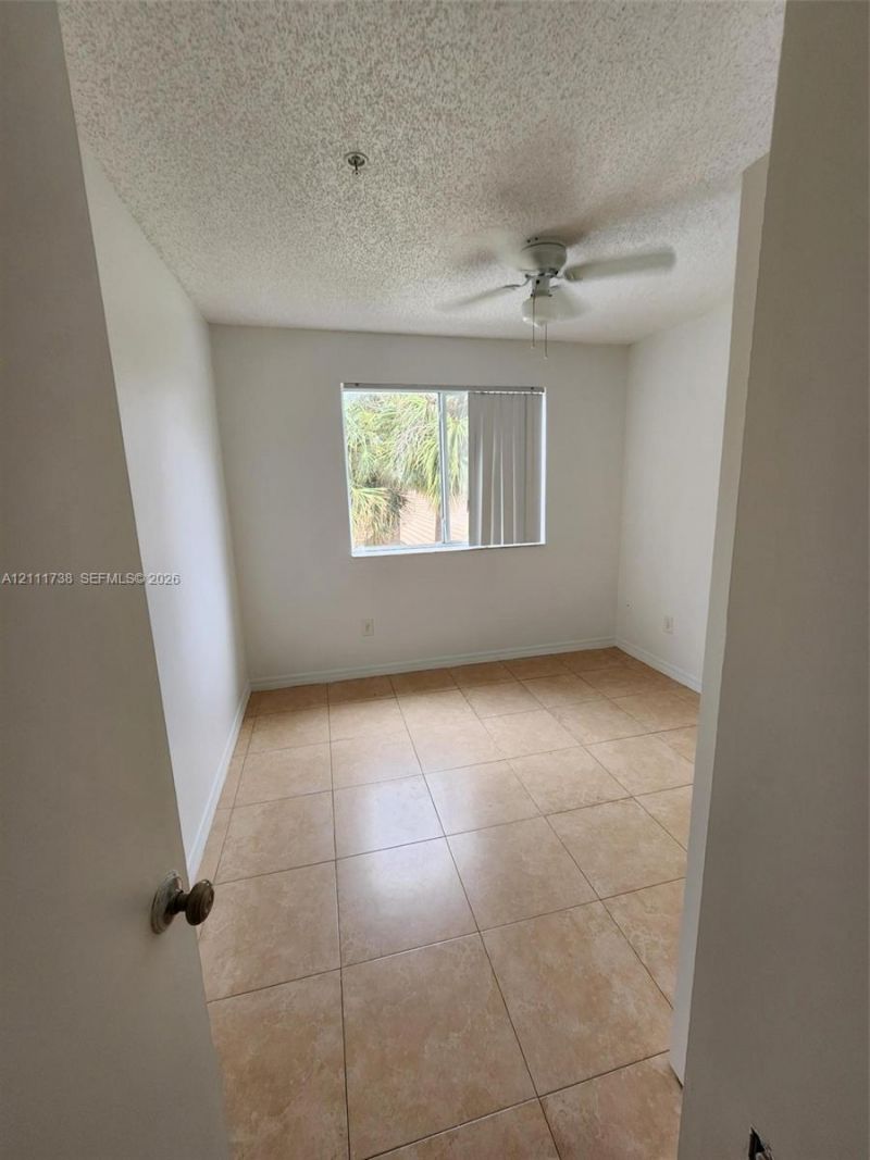 460 S Park Rd , Unit 308, Hollywood, FL 33021 Photo