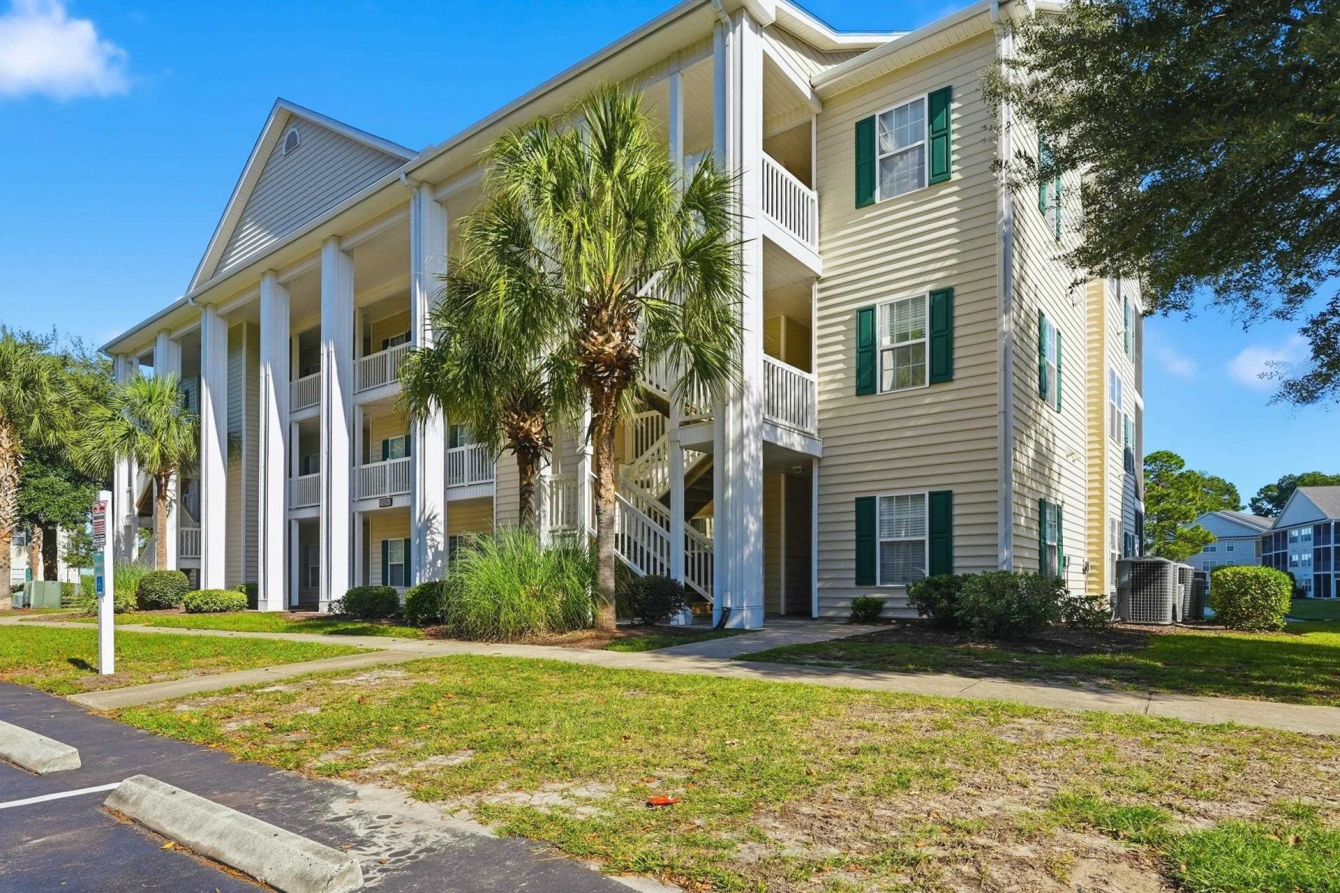 5090 Windsor Green Way  Photo 37