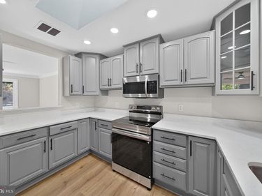 8600 WASHINGTON AVENUE , ALEXANDRIA, VA 22309