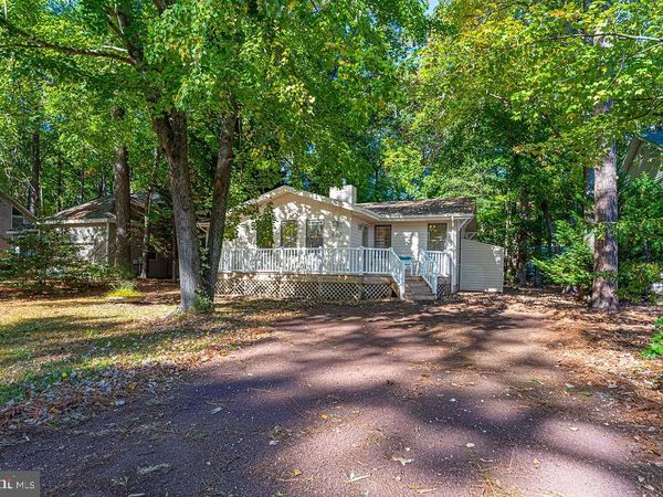 832 OCEAN PARKWAY, OCEAN PINES, MD 21811
