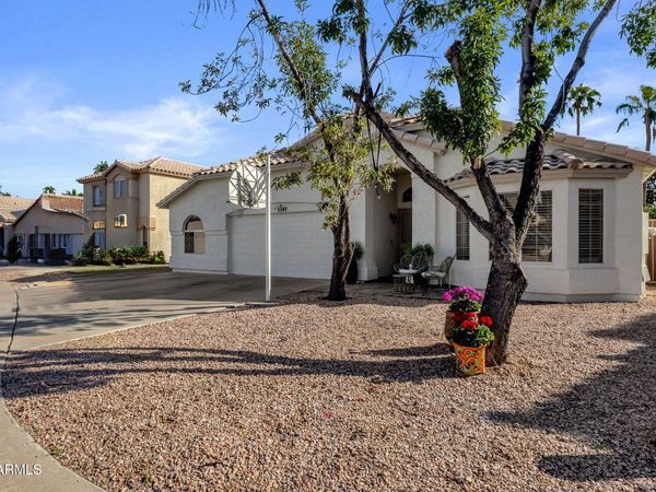 1547 W BAHIA Court, Gilbert, AZ 85233
