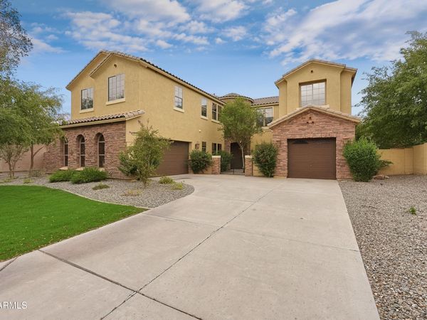 2854 E FLOWER Street, Gilbert, AZ 85298