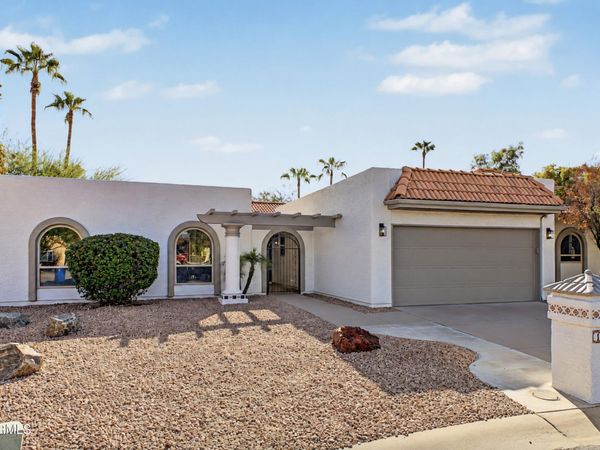 10313 E LOTUS Court, Sun Lakes, AZ 85248