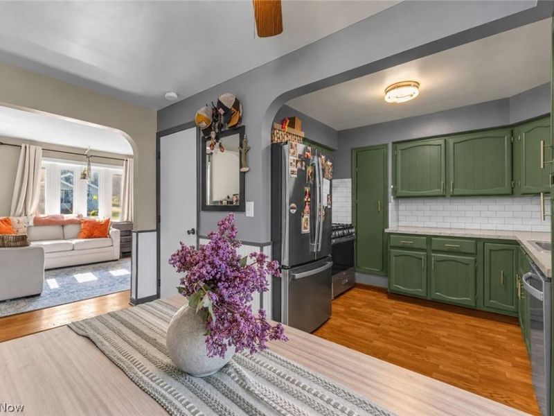 809 Curtis Avenue, Cuyahoga Falls, OH 44221 Photo 9