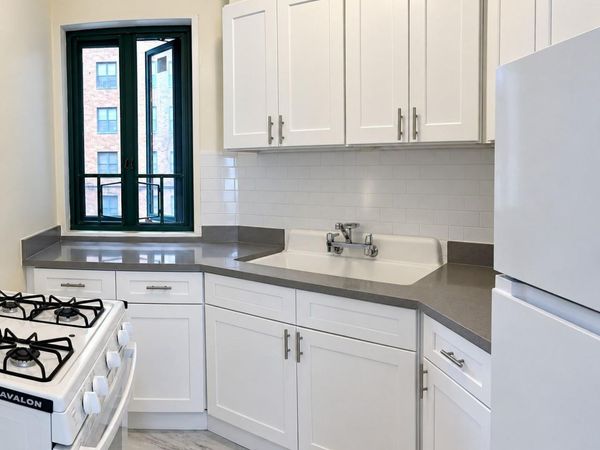 24 Metropolitan Oval , Unit 2D, Bronx, NY 10462