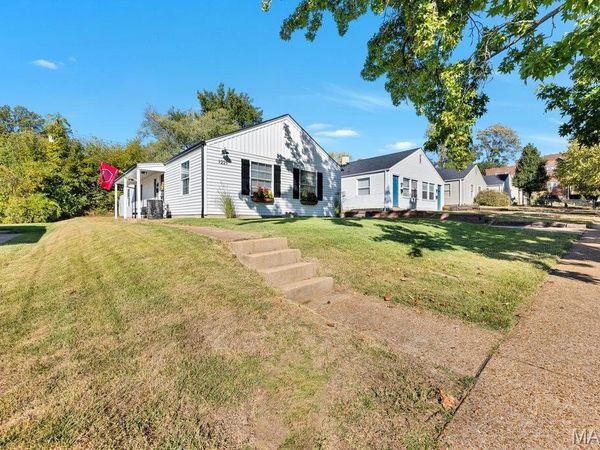 1221 Louisville Avenue, St Louis, MO 63139