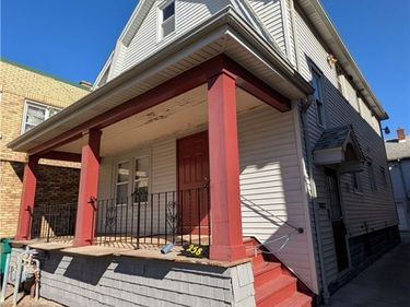 258 Abbott Road, Unit Lower, Buffalo, NY 14220