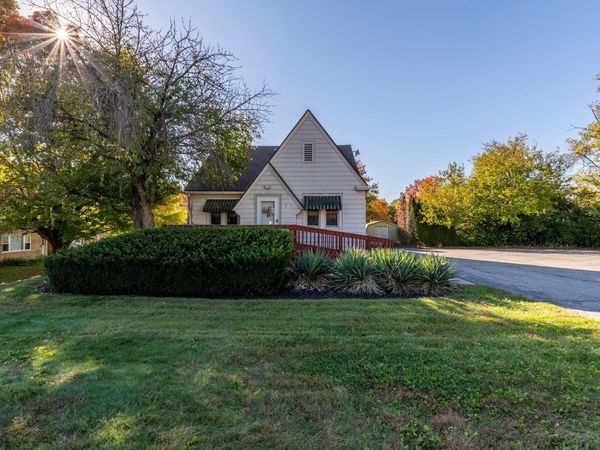 6216 Fairfield Avenue, Fort Wayne, IN 46807