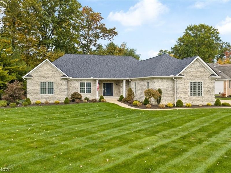 1517 Spring Wood Lane, Uniontown, OH 44685 Photo 1