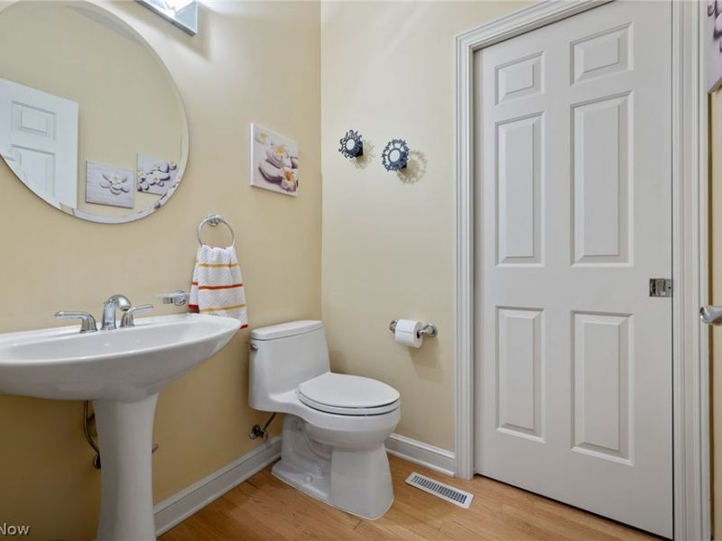 1517 Spring Wood Lane, Uniontown, OH 44685 Photo 26