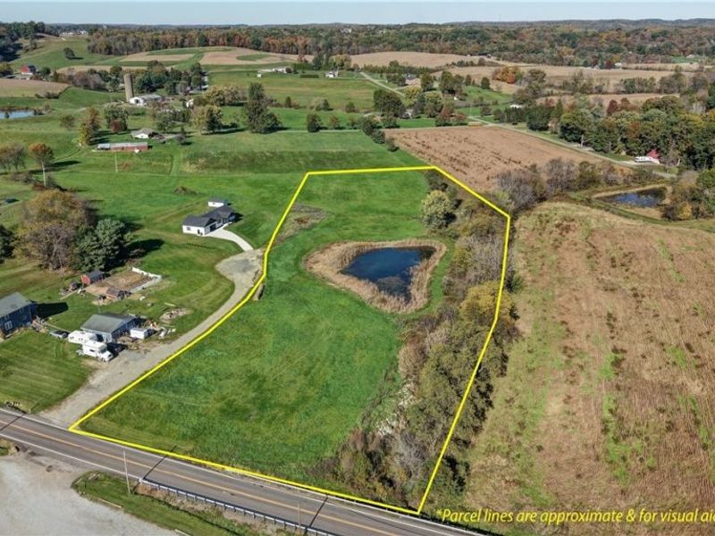 4135 State Route 516 NW, Dover, OH 44622 Photo 2