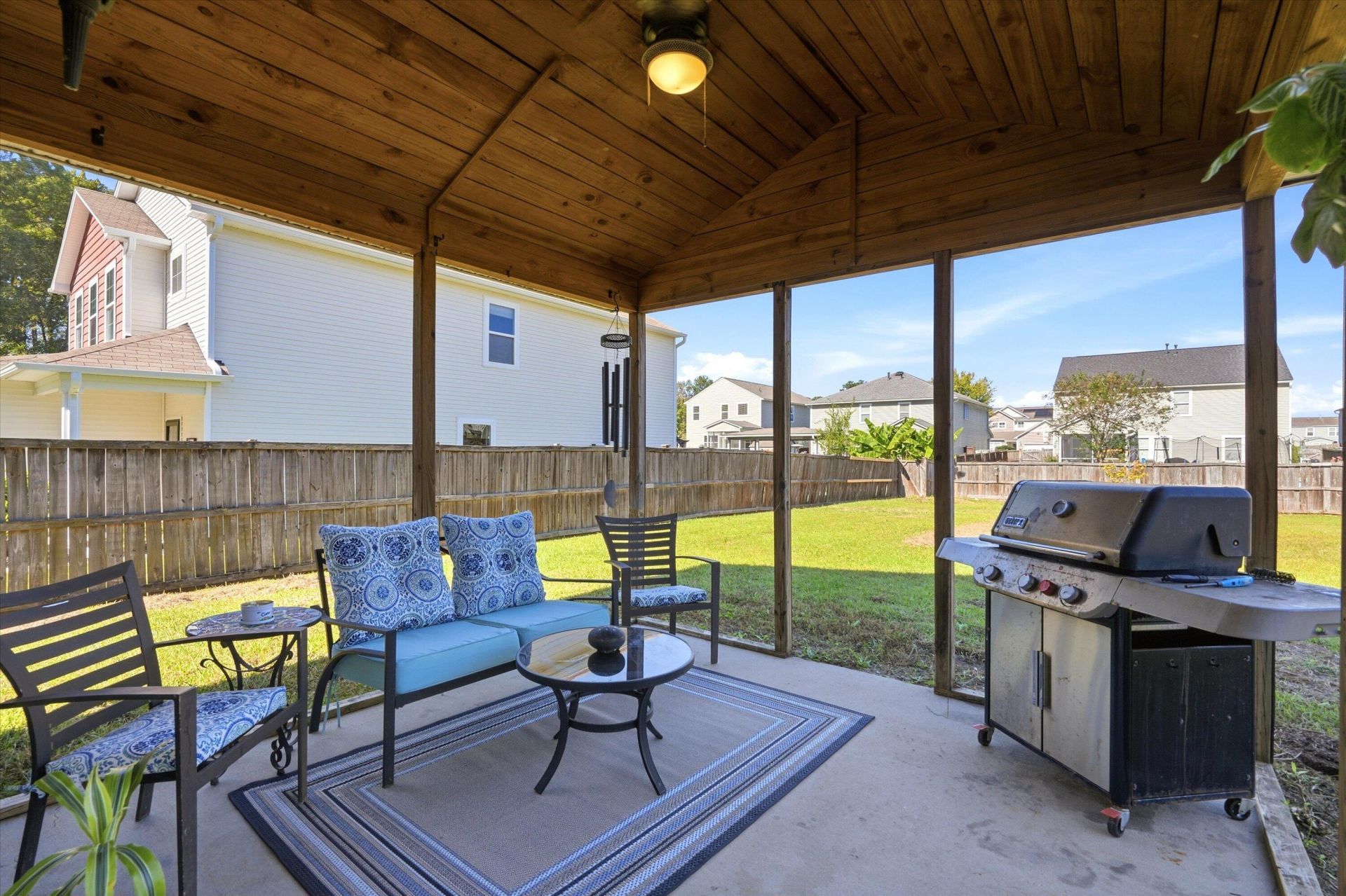 9617 Roseberry Street Photo 28