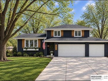 14974 Farnam Circle, Omaha, NE 68154