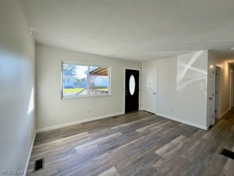 102 4th Street , Belpre, OH 45714 Photo 11