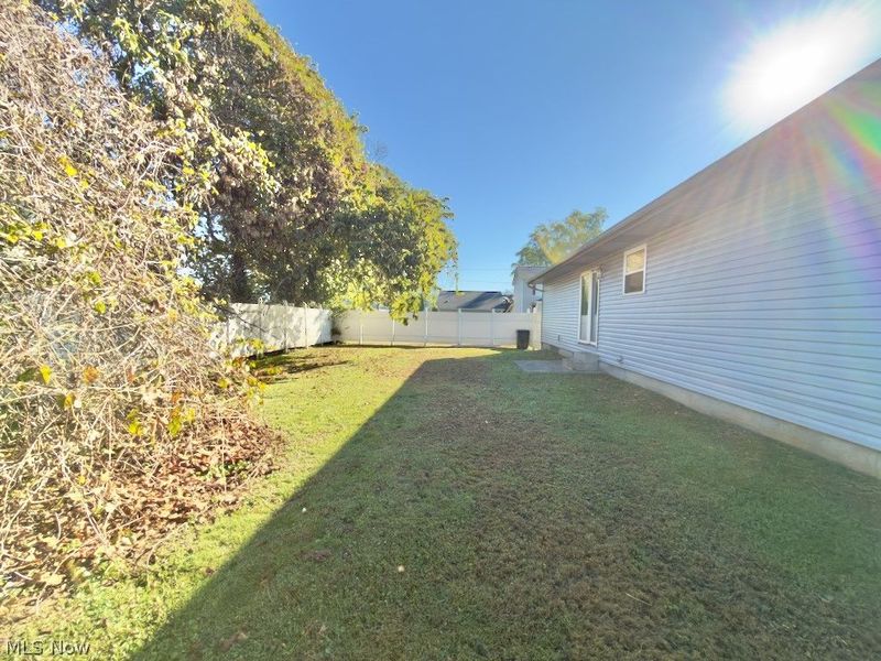 102 4th Street , Belpre, OH 45714 Photo 21