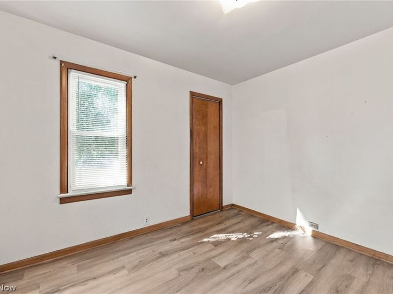 1531 Woodhurst Avenue , Mayfield Heights, OH 44124 Photo 17