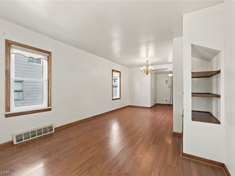 1531 Woodhurst Avenue , Mayfield Heights, OH 44124 Photo 7