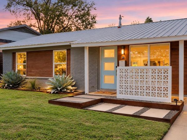 2704 Little John LN , Austin, TX 78704