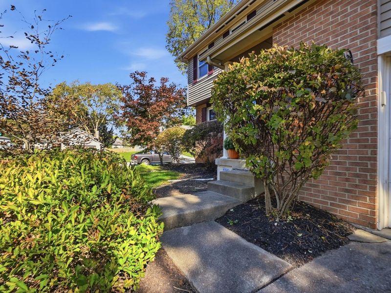 6336 Middleboro Court, Dublin, OH 43017 Photo 4