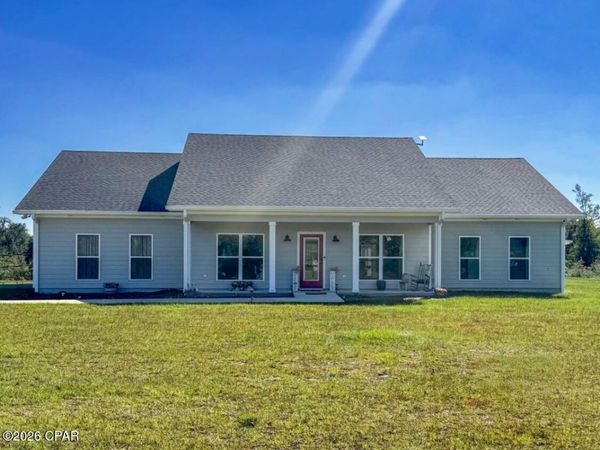 5863 Catalina Lane , Greenwood, FL 32443