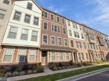 219 PARK CENTRAL TERRACE , Unit B, MANASSAS PARK, VA 20111