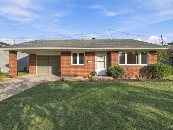 49 Nantucket Drive W, Buffalo, NY 14225