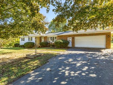 16 Bonadonna Avenue , Mount Morris, NY 14510