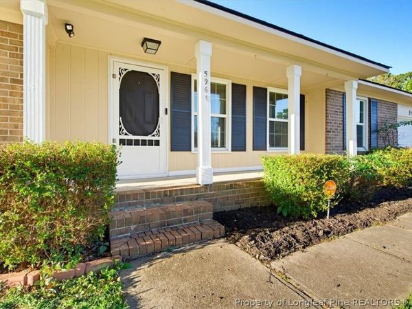5961 Chinas Court , Fayetteville, NC 28314
