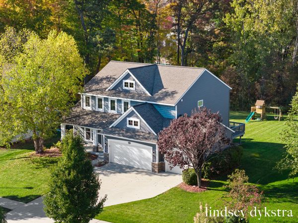 9545 Sunset Ridge Drive, Rockford, MI 49341