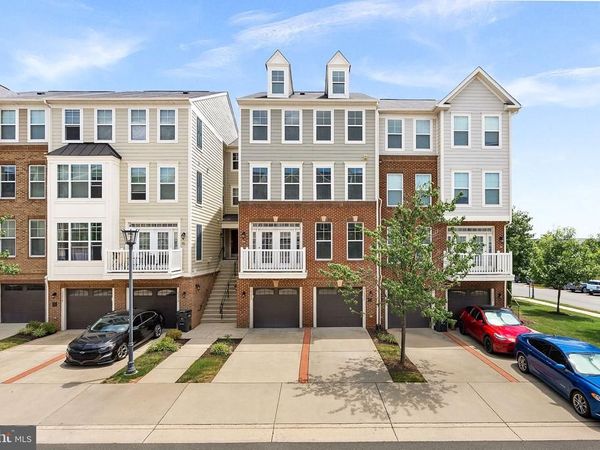 25222 BRIARGATE TERRACE , CHANTILLY, VA 20152
