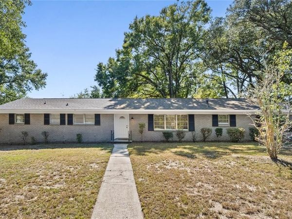 1556 Birchwood Drive N, Mobile, AL 36693