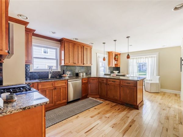 104 Glenmont Drive , Rochester, NY 14617