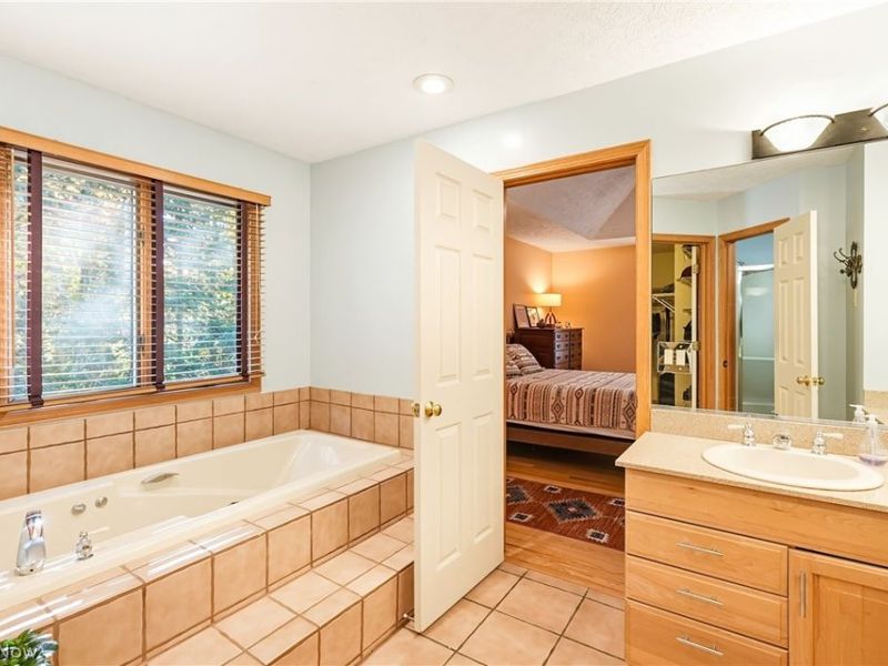 10124 Jamestown Drive, North Royalton, OH 44133 Photo 26