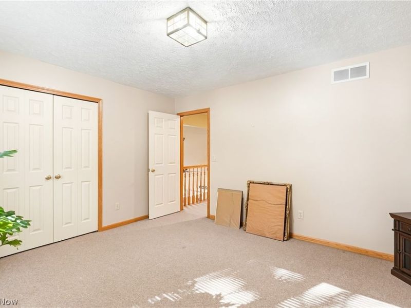 10124 Jamestown Drive, North Royalton, OH 44133 Photo 27