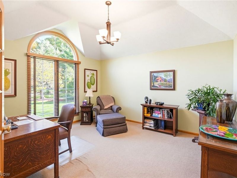10124 Jamestown Drive, North Royalton, OH 44133 Photo 7