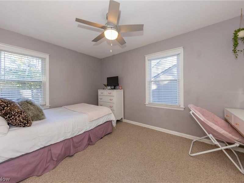 1746 Hawthorne Drive , Mayfield Heights, OH 44124 Photo 12