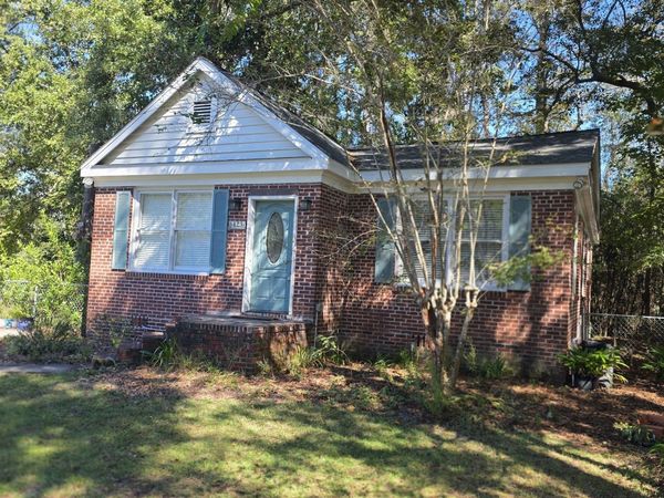 423 S May Street, Kingsland, GA 31548