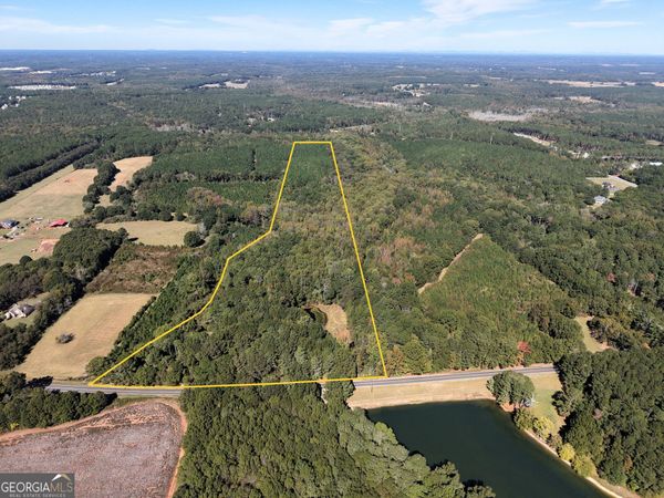 296 W Pleasant Valley Road, Good Hope, GA 30641