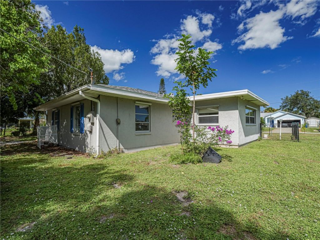 133 Easy Street, Sebastian, FL 32958 Photo