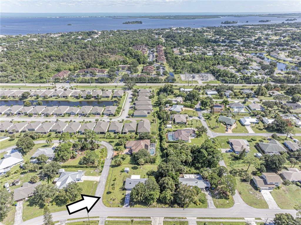 133 Easy Street, Sebastian, FL 32958 Photo